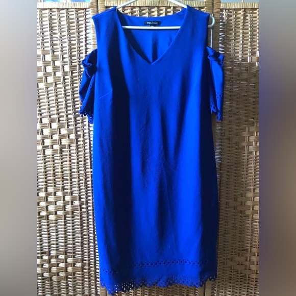 Roz Ali 1 X Dress - flattering fit - Picture 2 of 6